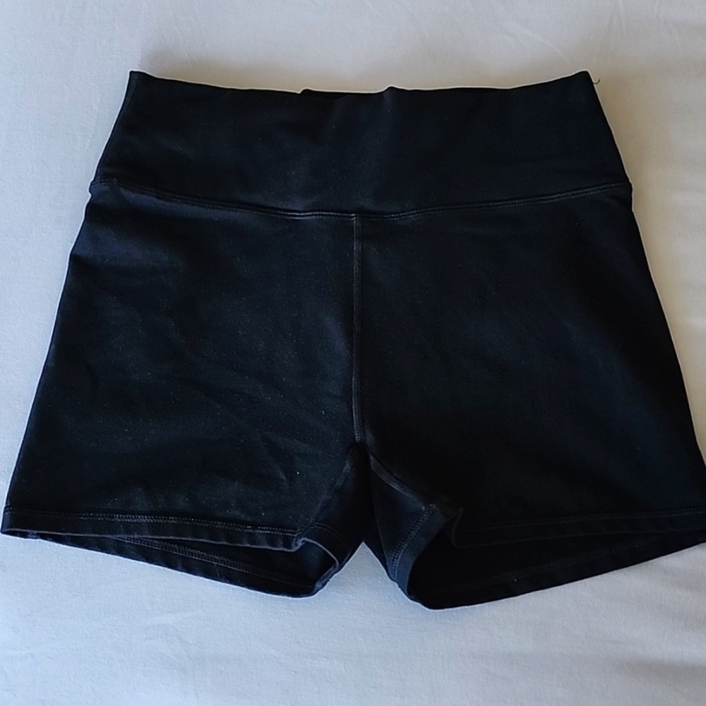 Fabletics black workout booty shorts